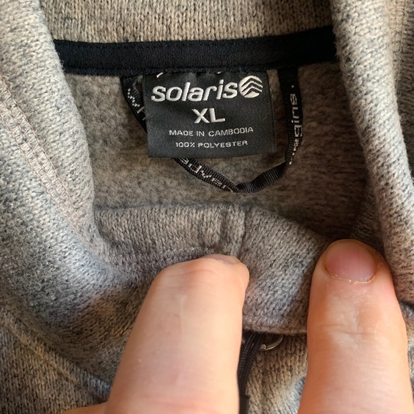 Men’s zip up vest - Picture 3 of 4